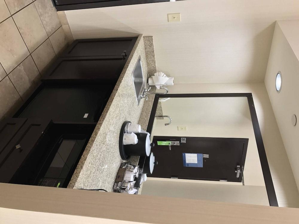Hampton Inn & Suites Las Vegas South Esterno foto