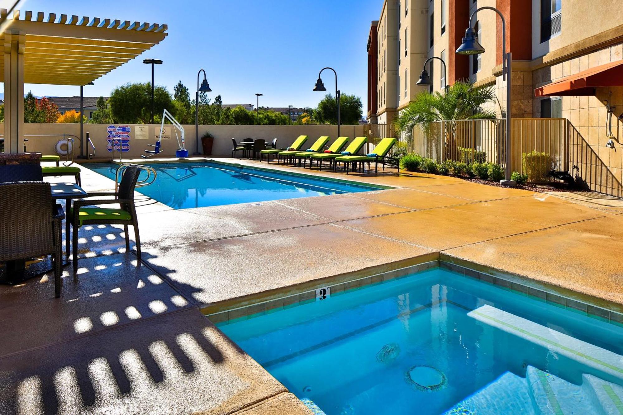 Hampton Inn & Suites Las Vegas South Esterno foto