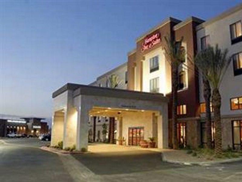 Hampton Inn & Suites Las Vegas South Esterno foto
