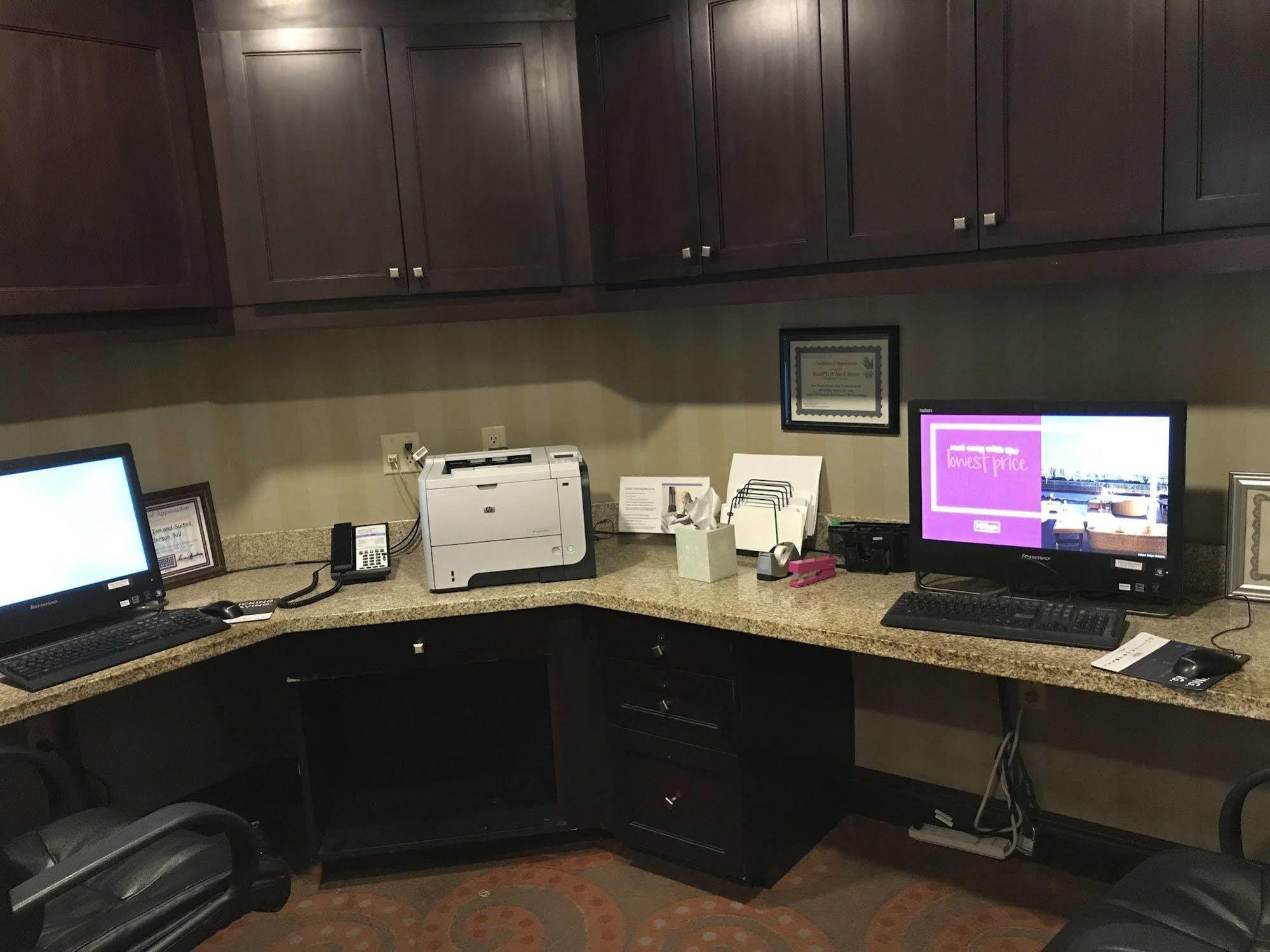Hampton Inn & Suites Las Vegas South Esterno foto